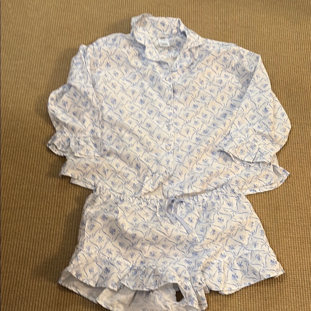 LoveShackFancy Bow Pajama set size large by Pottery Barn
